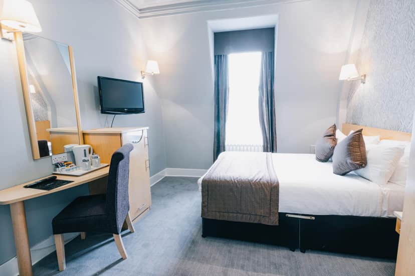 The Station Hotel, Aberdeen
