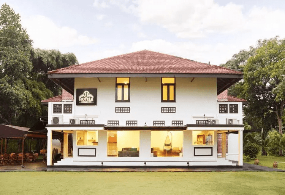 Gallop Hilltop Resort