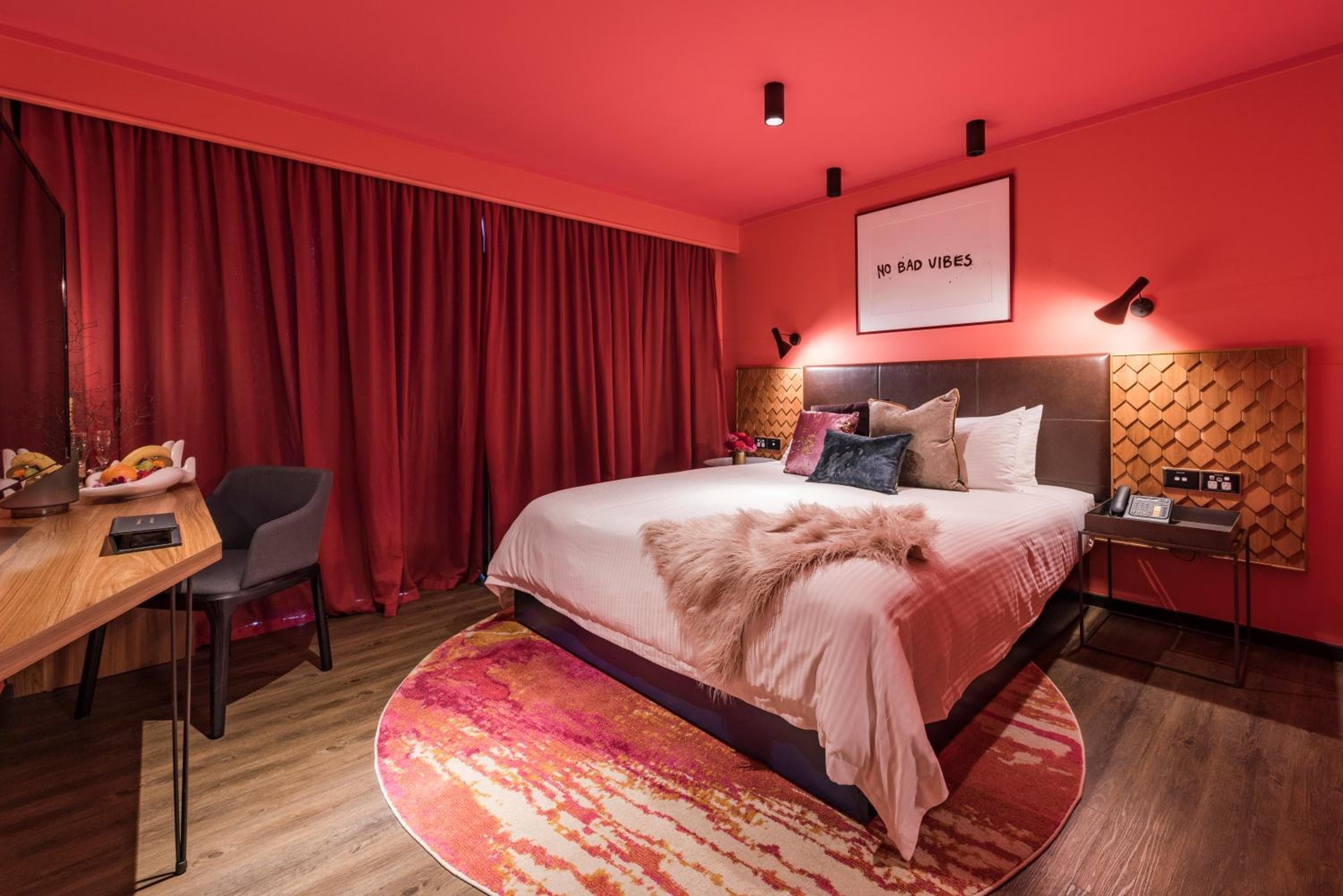 Naumi Auckland Airport