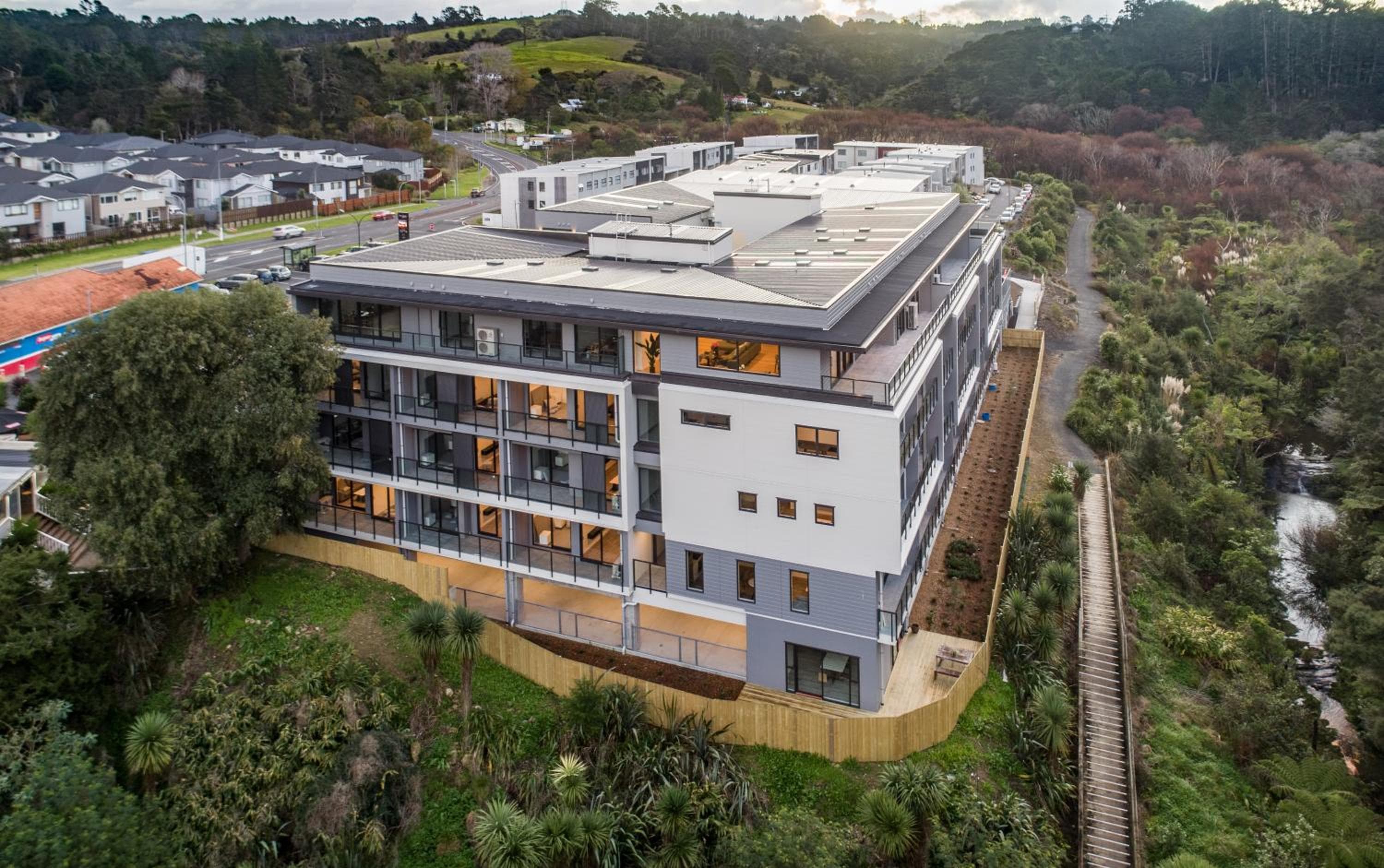 Sunrise Garden Suites