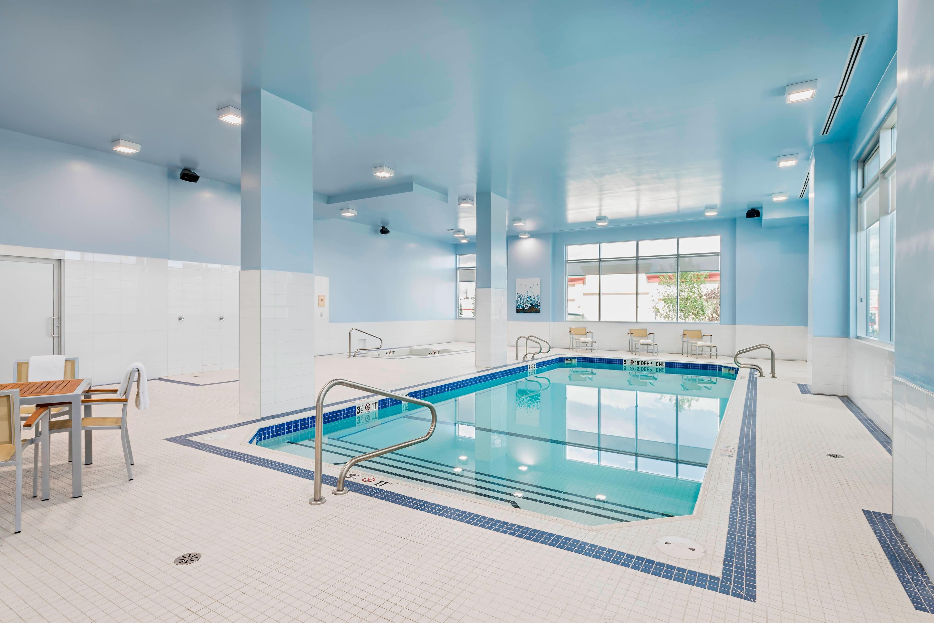 Element Calgary Airport