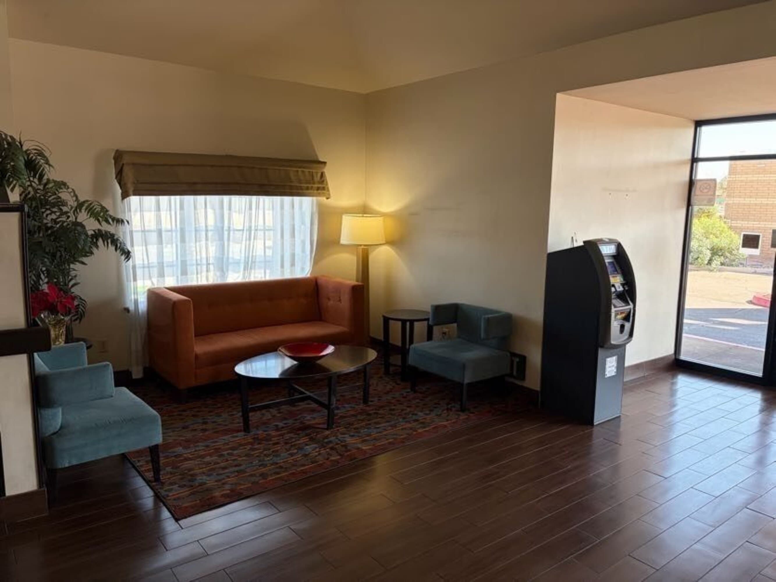 Sky Harbor Airport Inn
