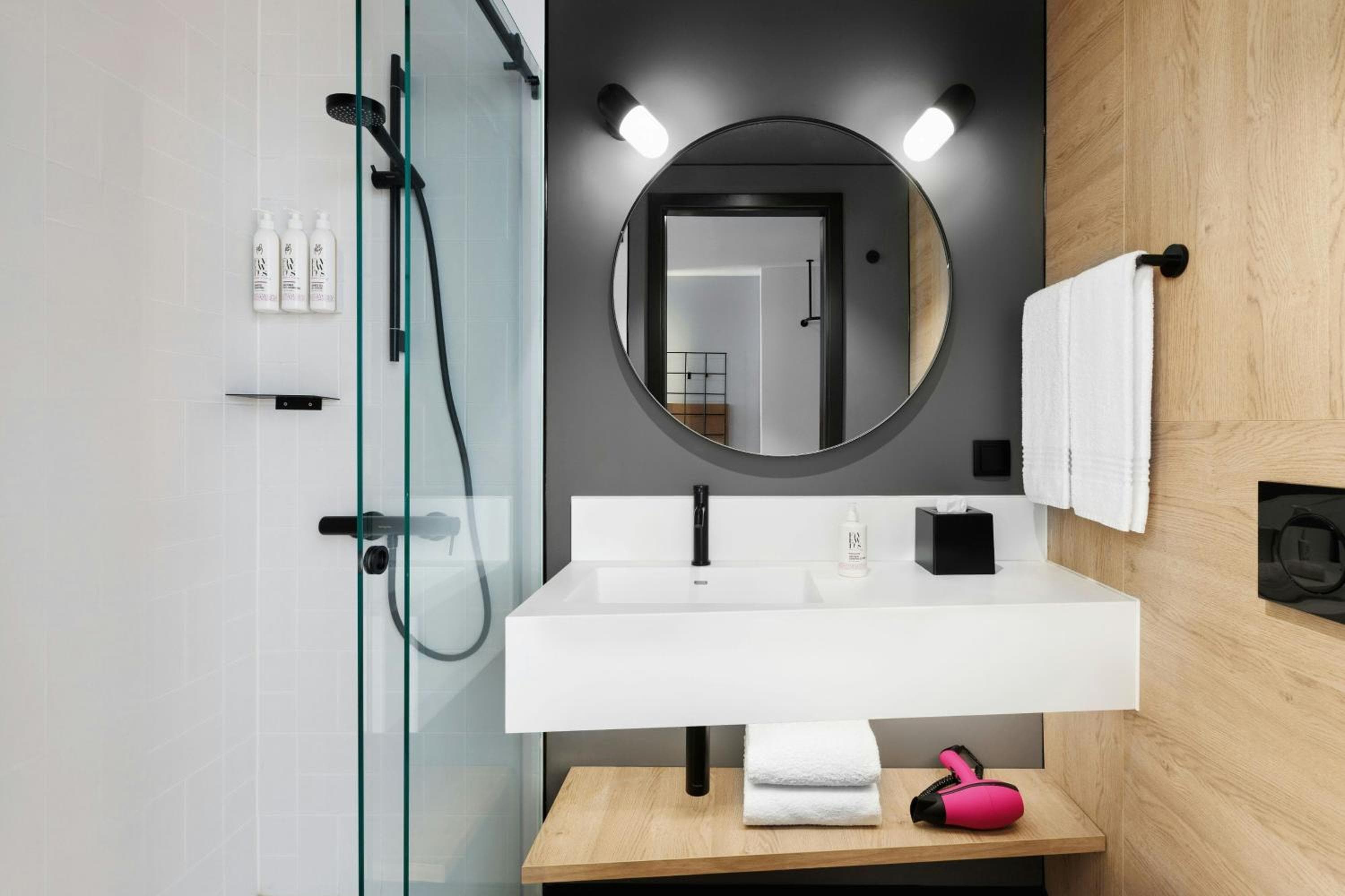 Moxy Alfragide Lisboa