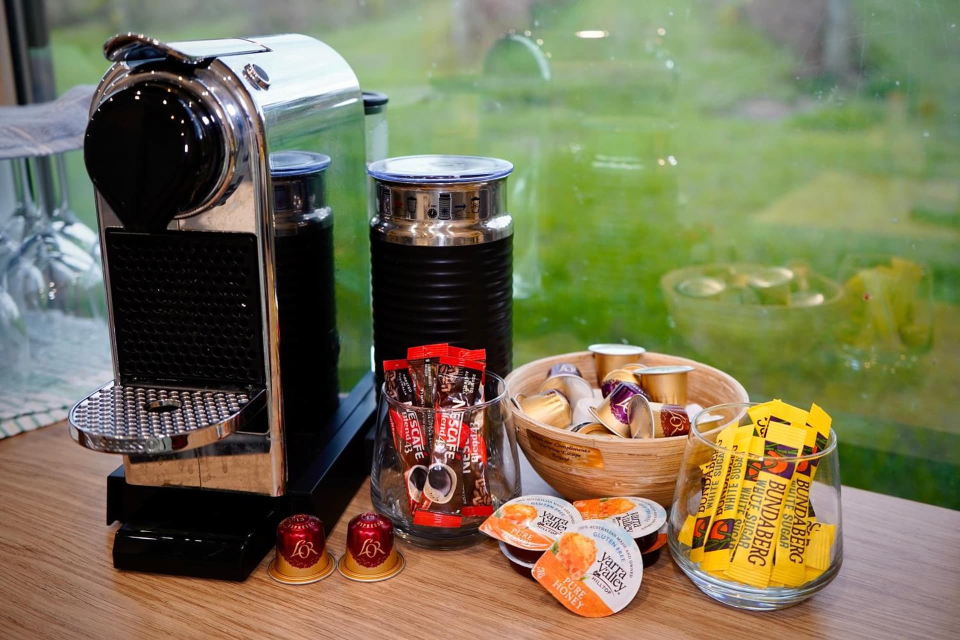 De'Vine Escape