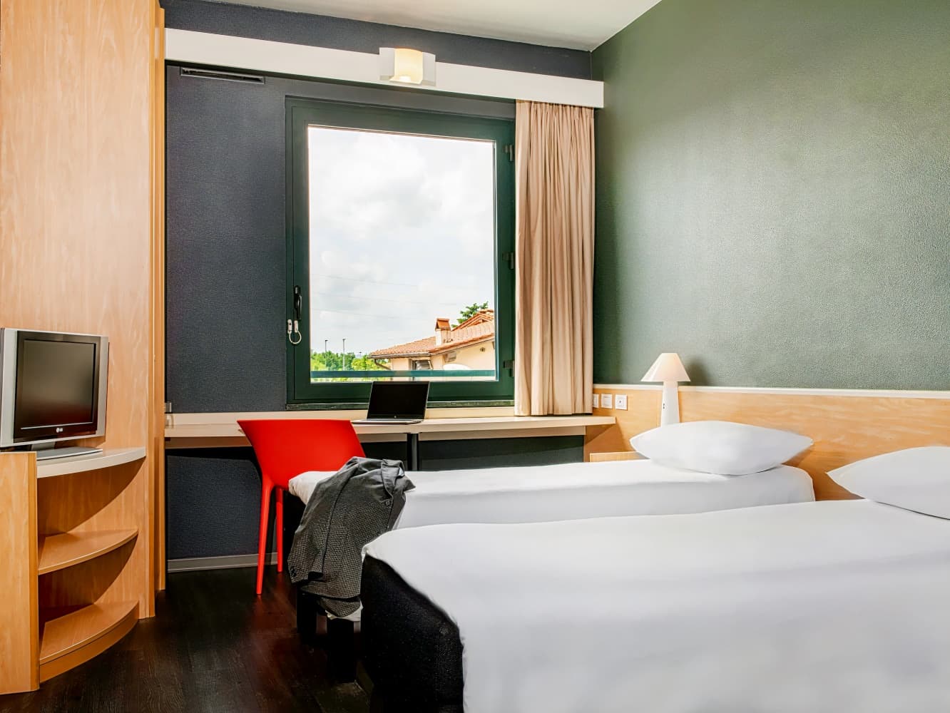 ibis Florence Prato East