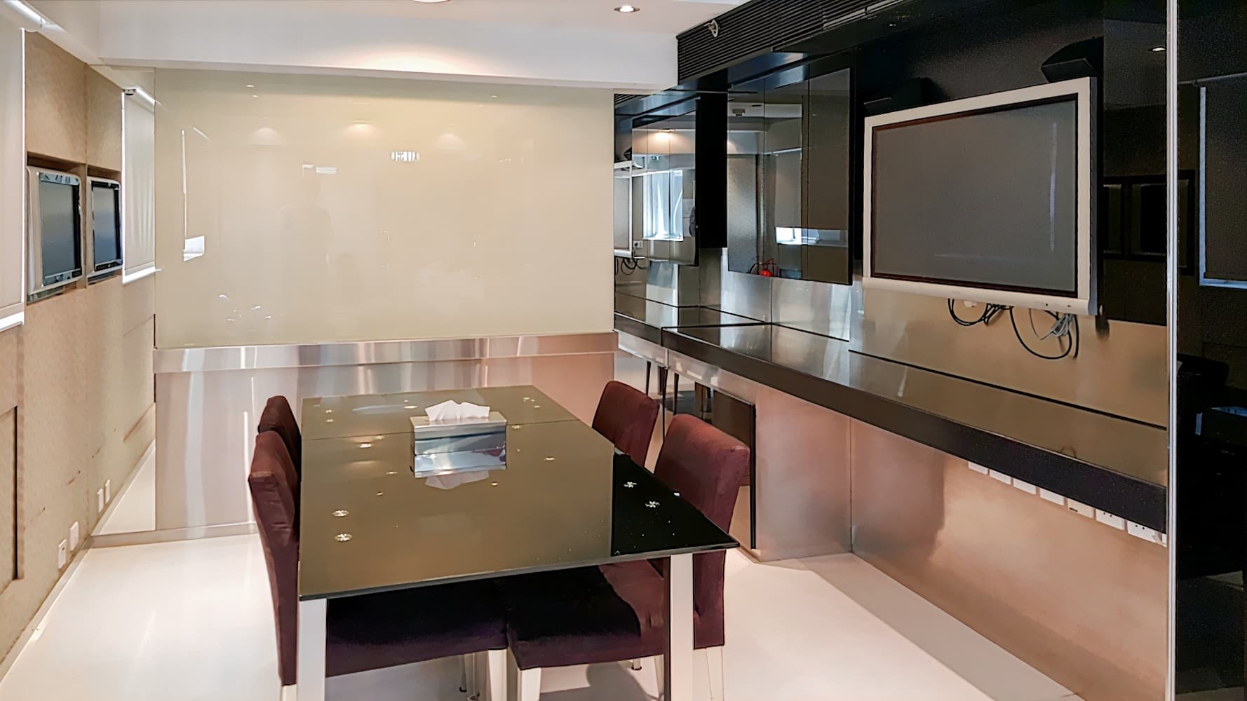 Acesite Knutsford Hotel