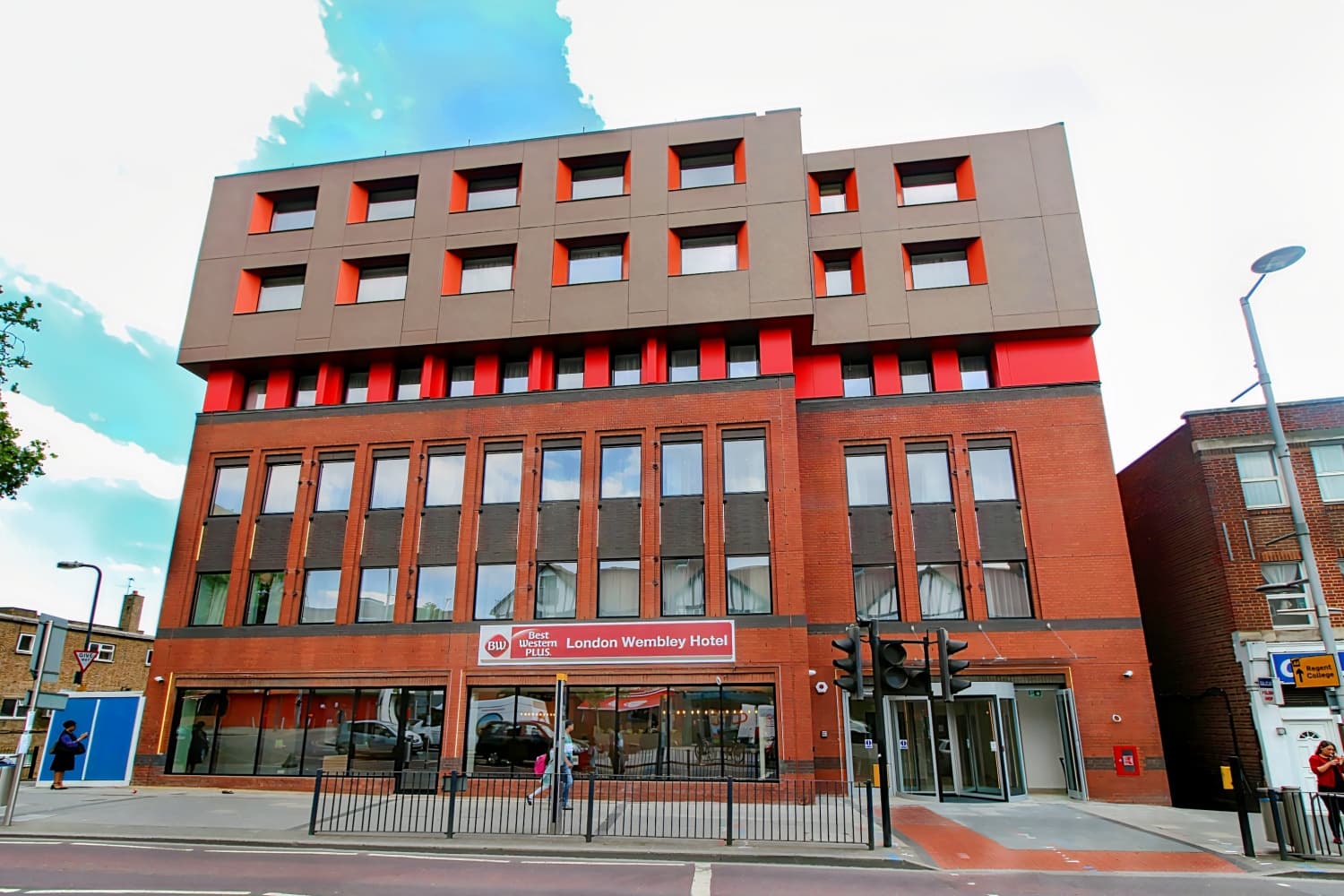 Best Western Plus London Wembley Hotel