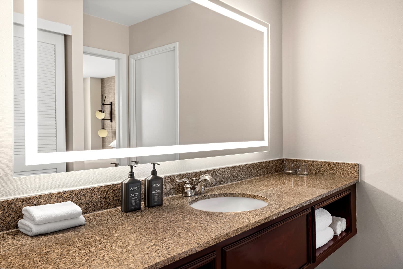 Sheraton Suites Galleria - Atlanta