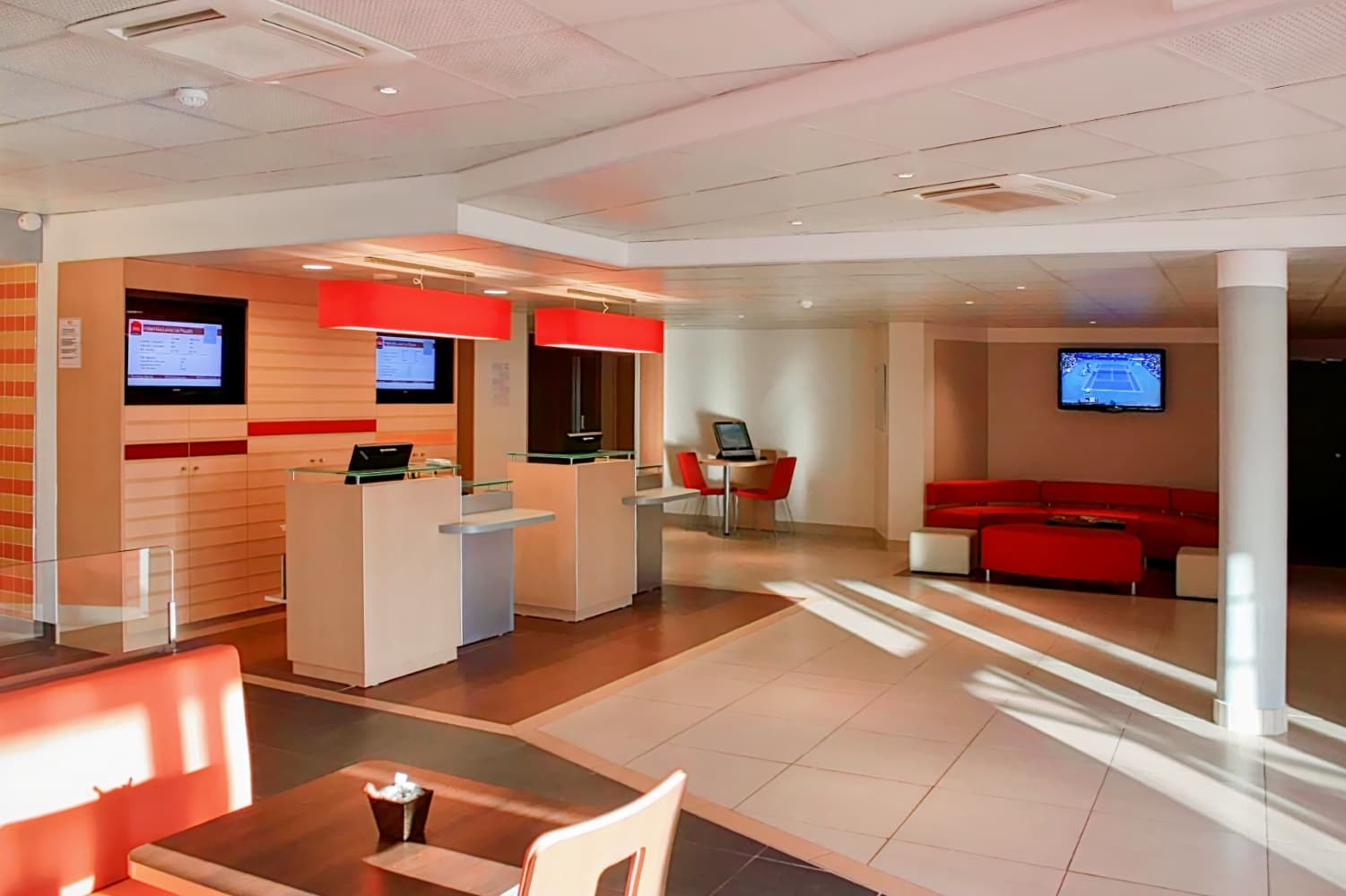 ibis Loriol le Pouzin