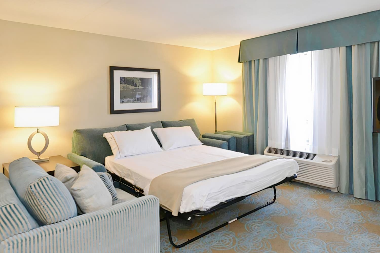 Holiday Inn Express & Suites Waterloo - St. Jacobs Area