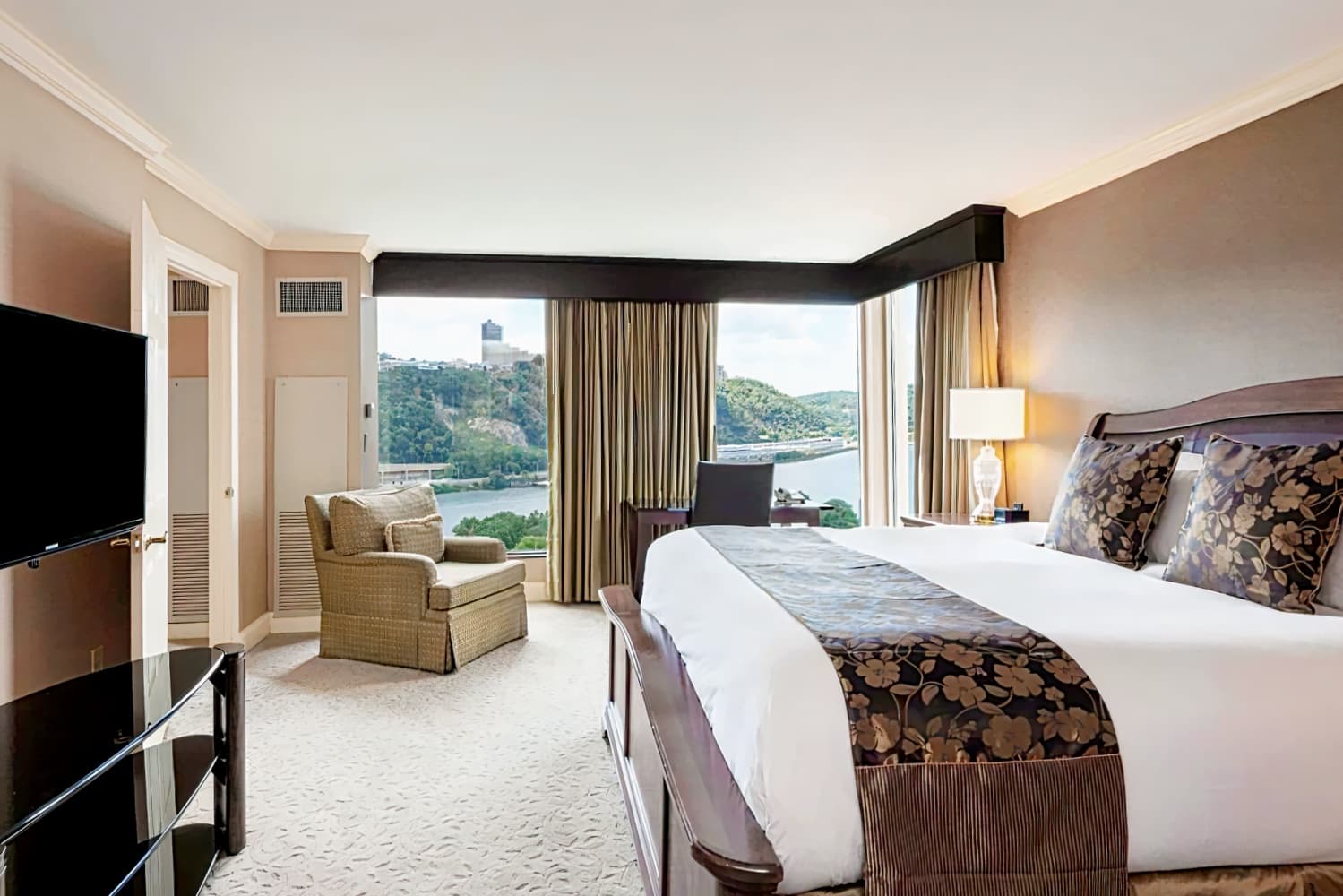 Wyndham Grand Pittsburgh Downtown