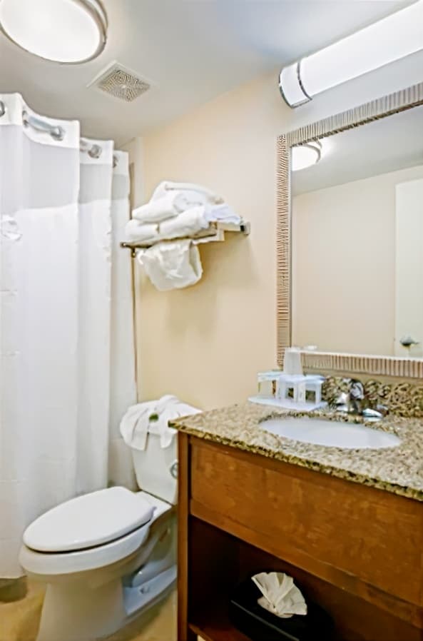 Holiday Inn Express Philadelphia Airport