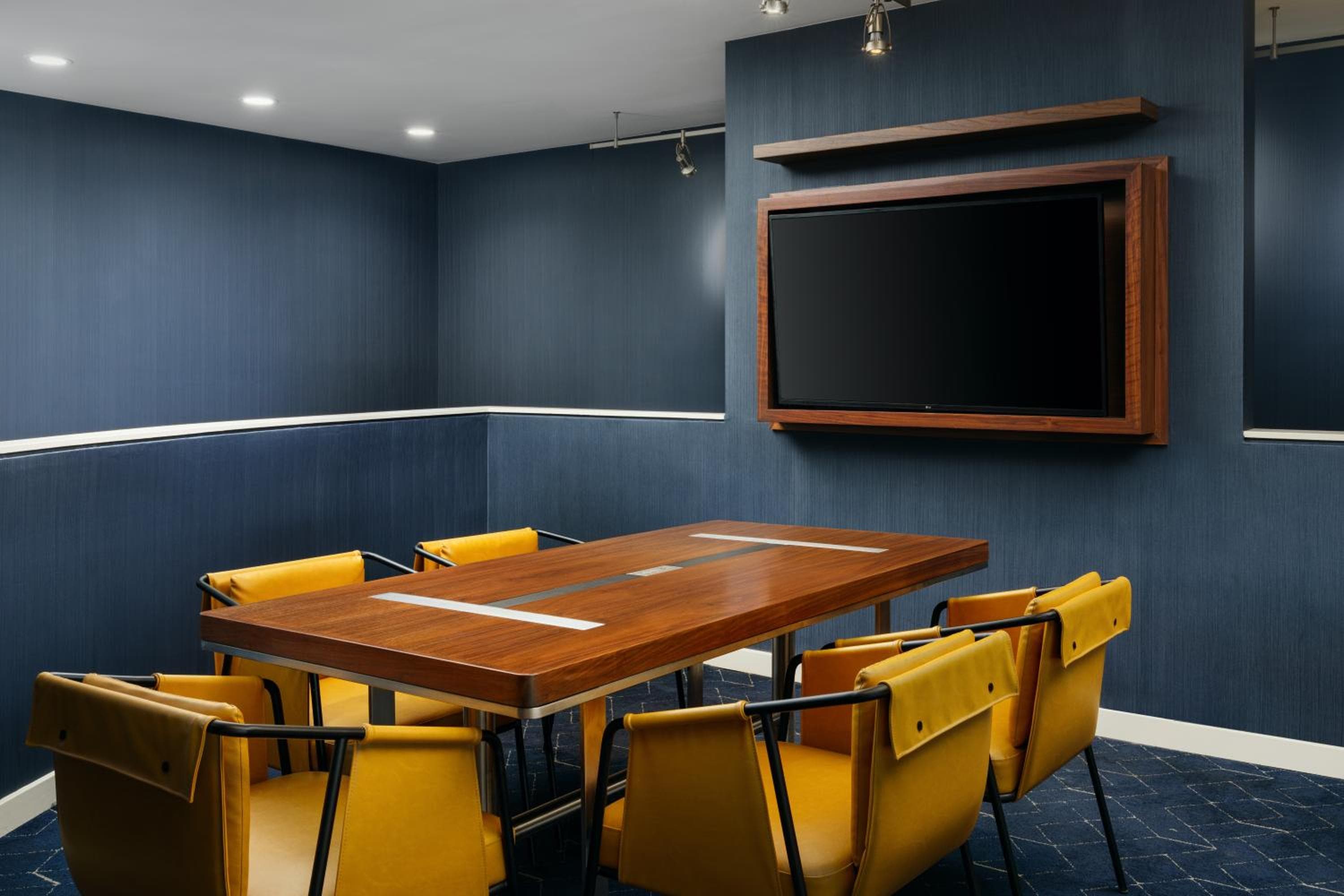 Courtyard Columbus Worthington