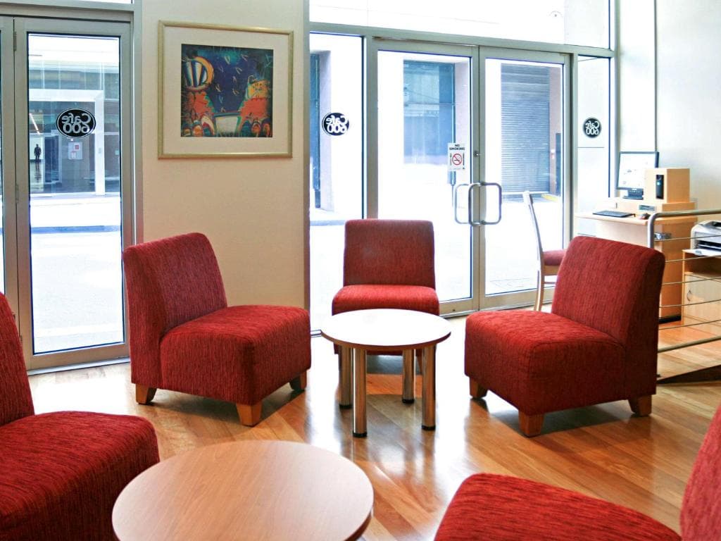 YEHS Melbourne Hotel CBD