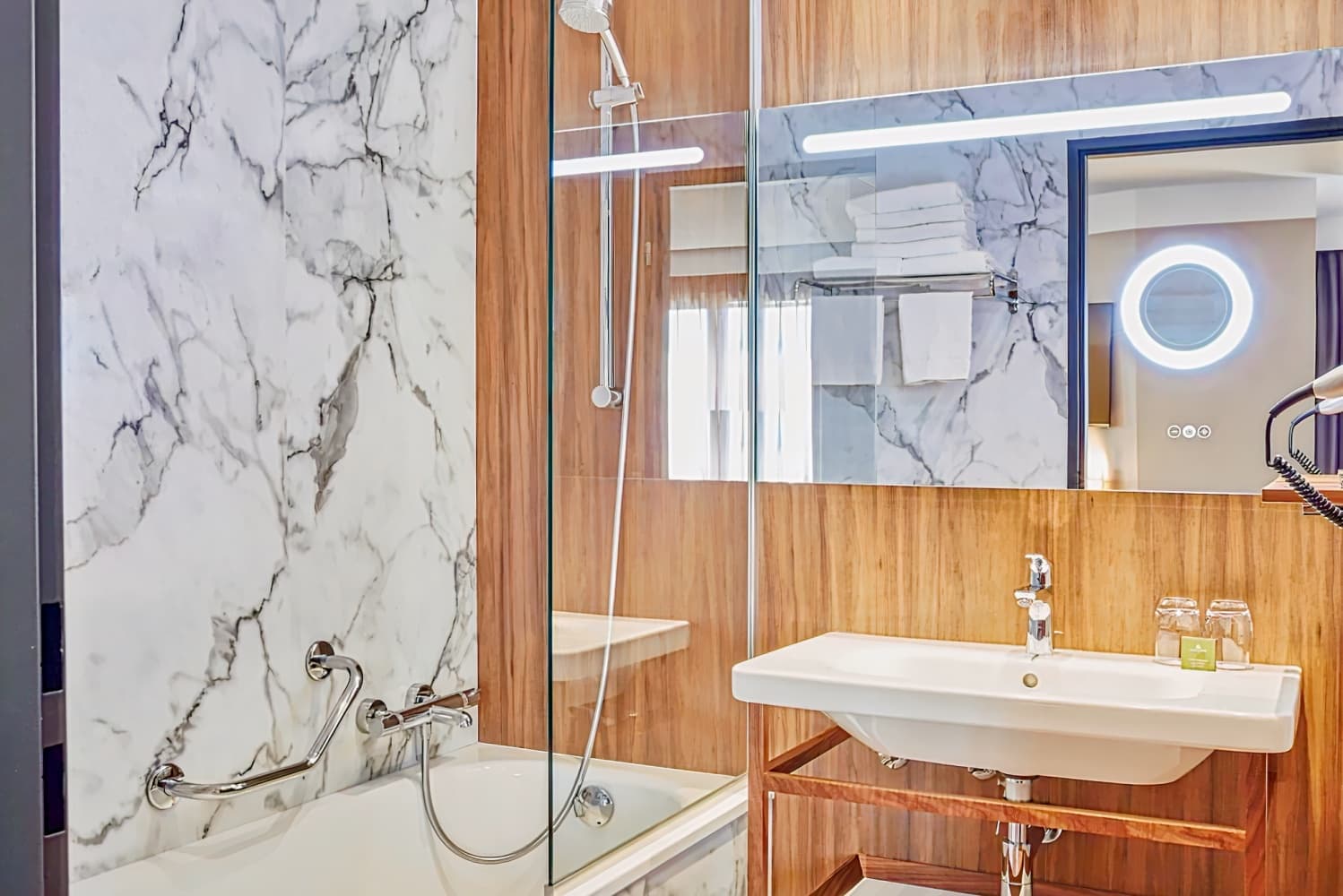 Hôtel l'Élysée Val d'Europe (old)