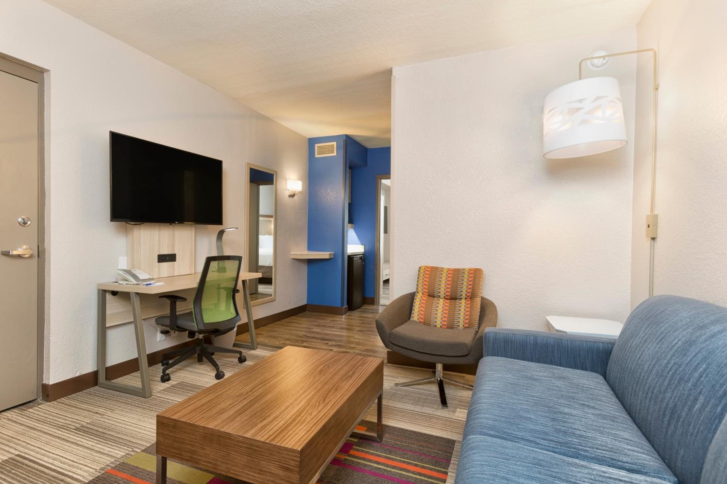 Holiday Inn Express & Suites S Lake Buena Vista by IHG