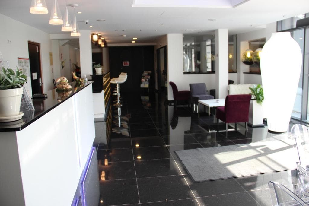 Kyriad Saint Quentin en Yvelines Montigny