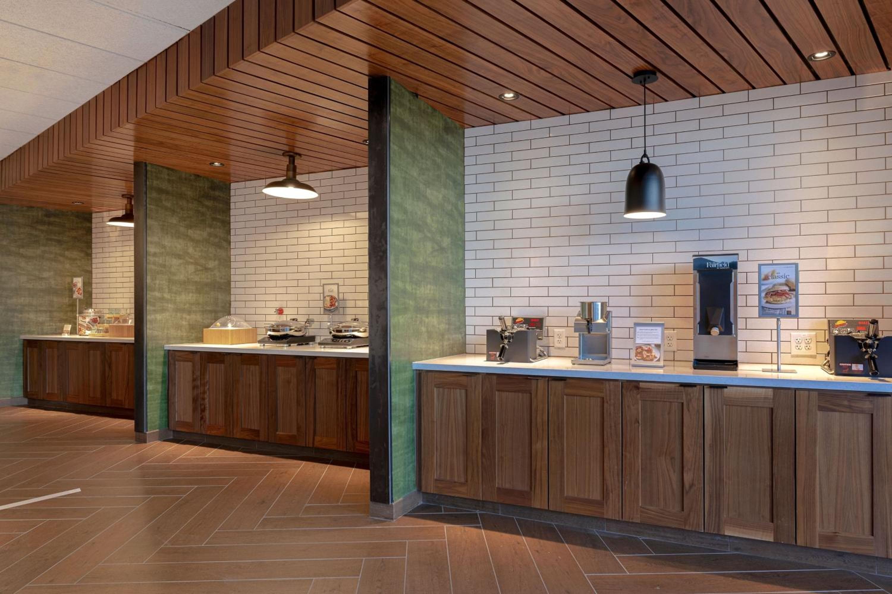 Fairfield by Marriott Inn & Suites Denver Airport at Gateway Park