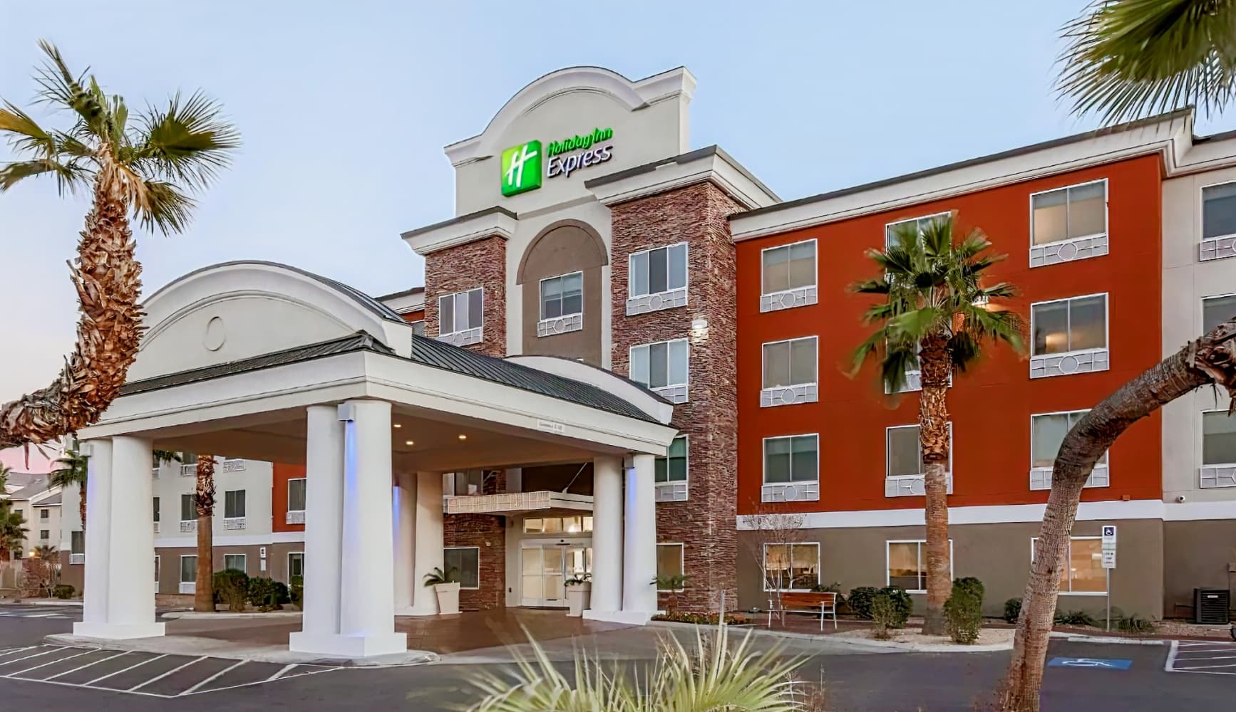 Holiday Inn Express Las Vegas - Stadium Area