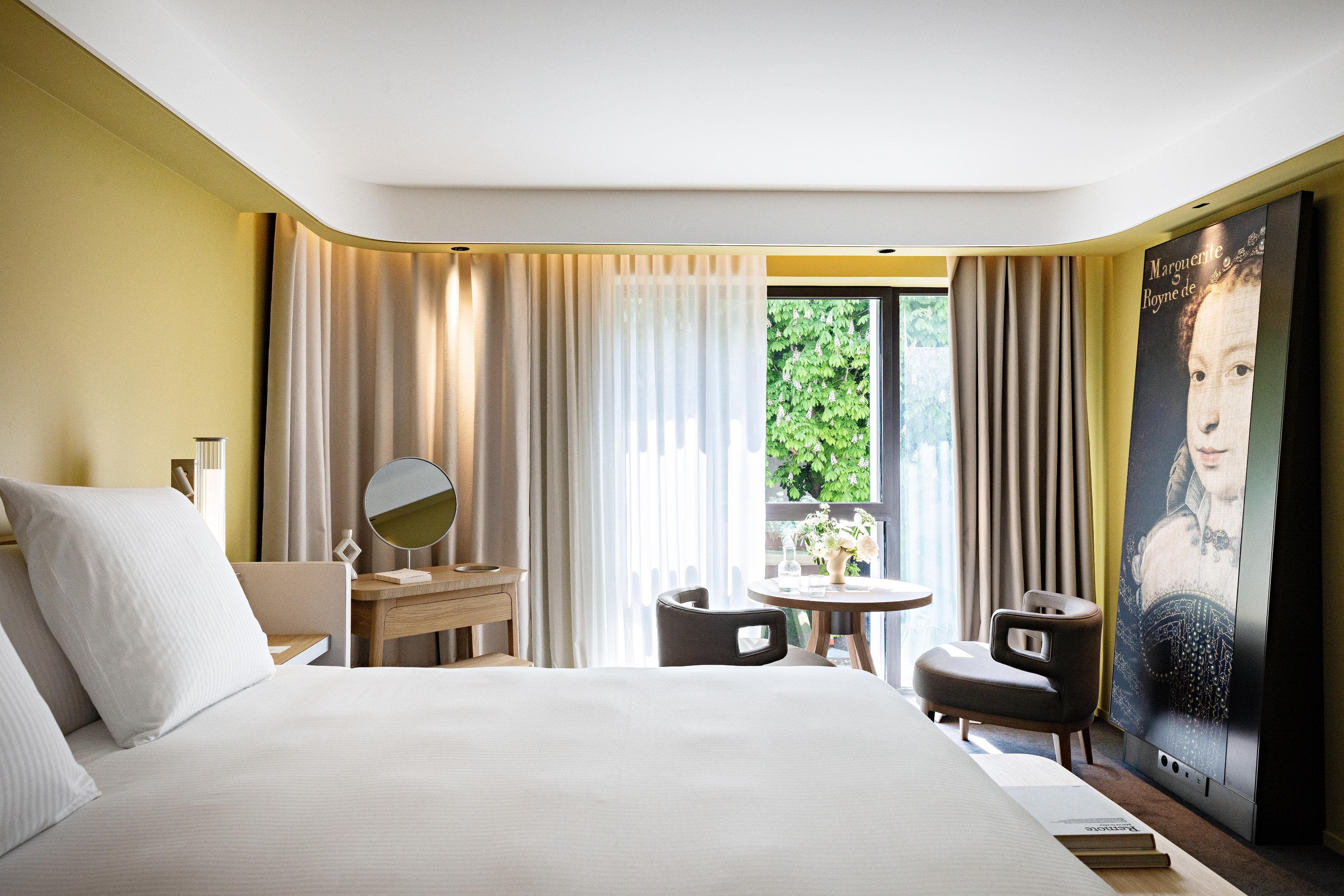 Domaine Reine Margot Paris Issy MGallery Collection