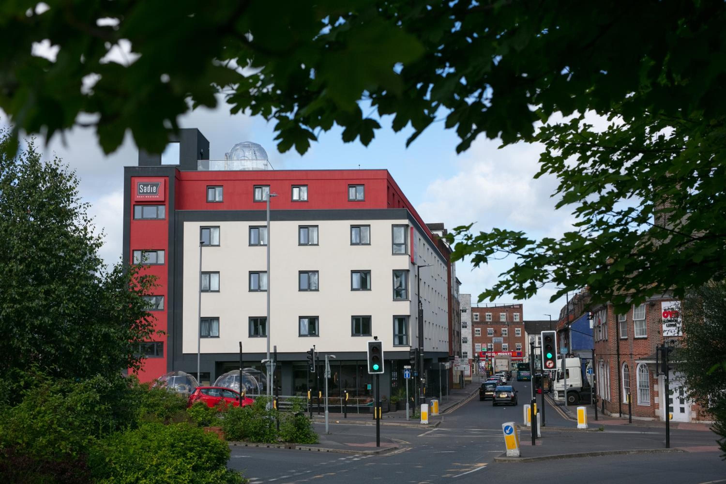 Spark by Hilton Luton