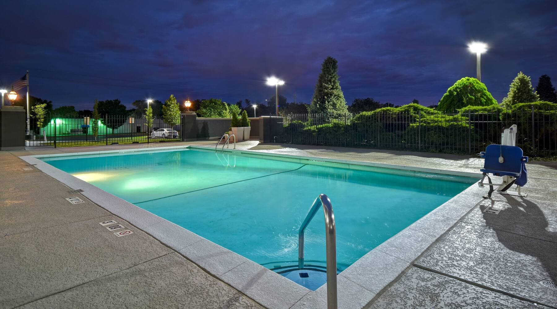 DoubleTree by Hilton St. Louis Airport