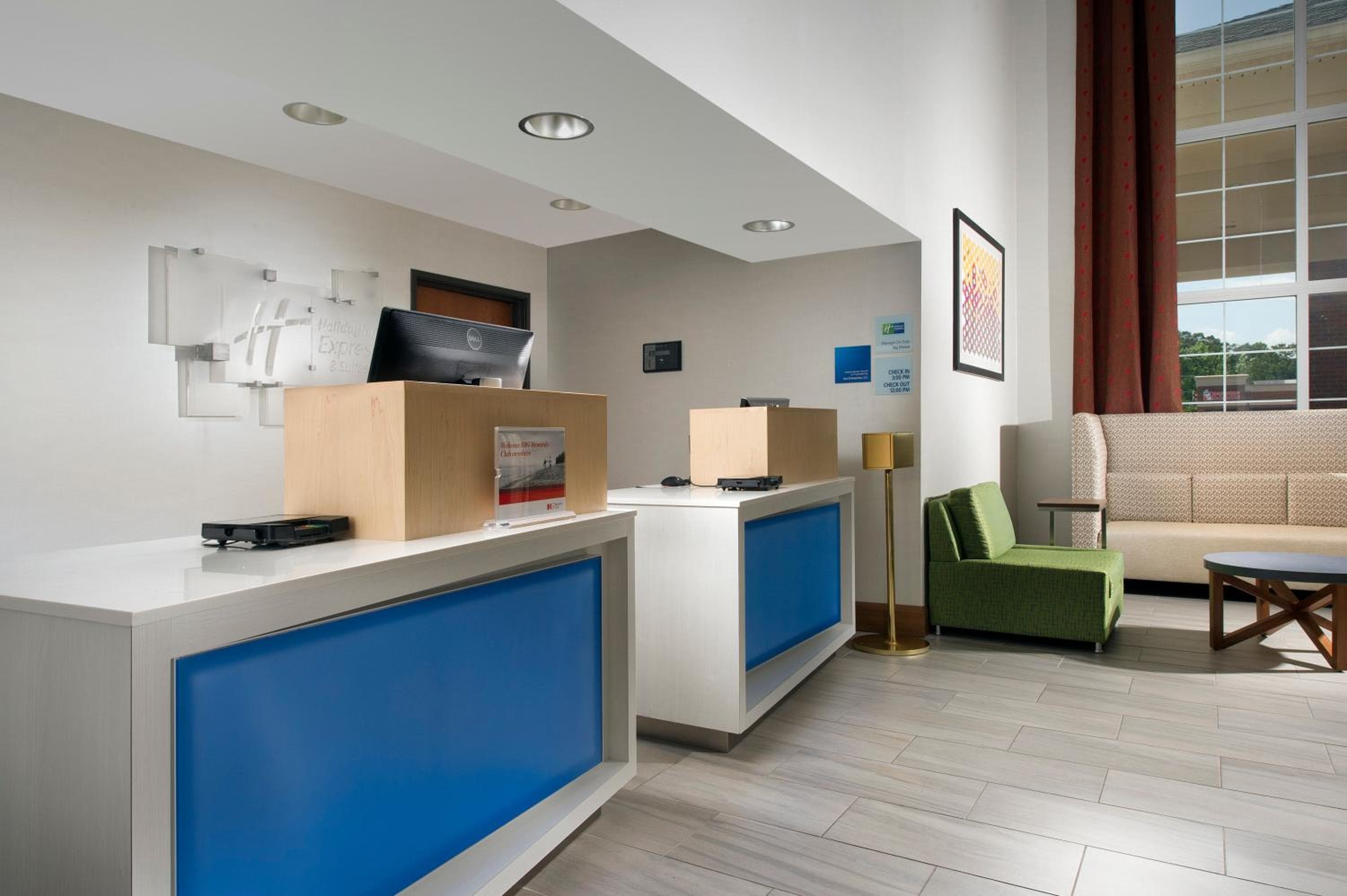 Holiday Inn Express & Suites Charlottesville - Ruckersville, an IHG Hotel