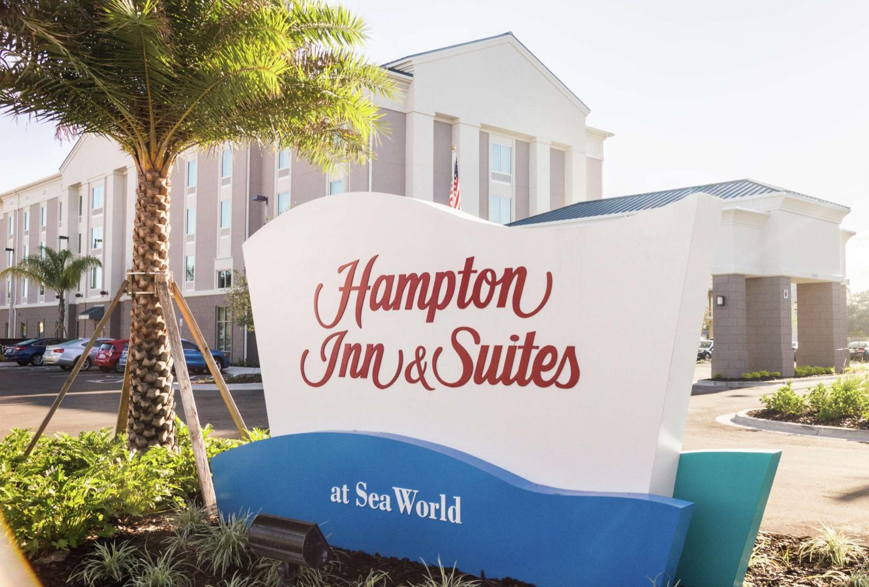 Hampton Inn & Suites Orlando near SeaWorld