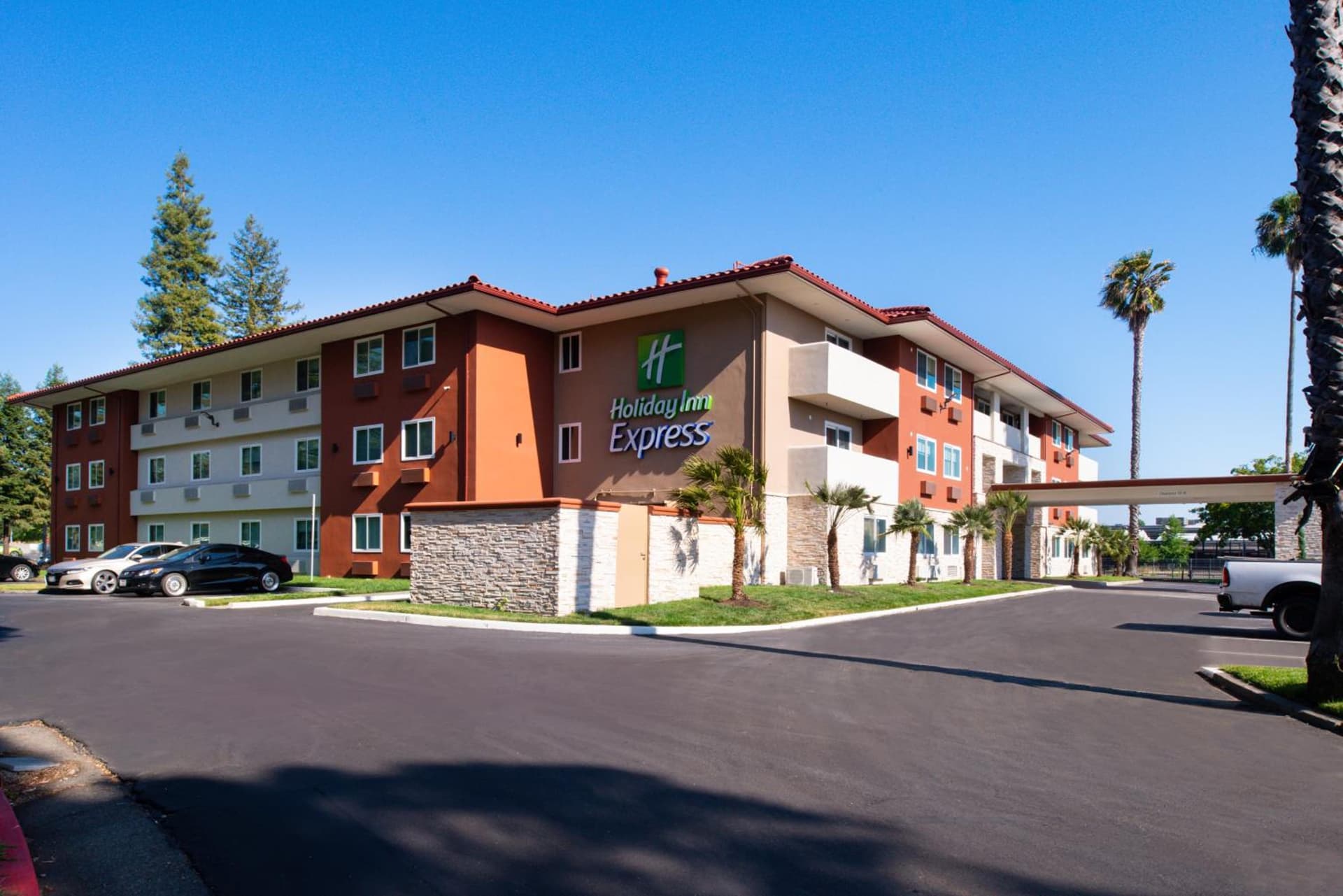 Holiday Inn Express - Santa Rosa North by IHG
