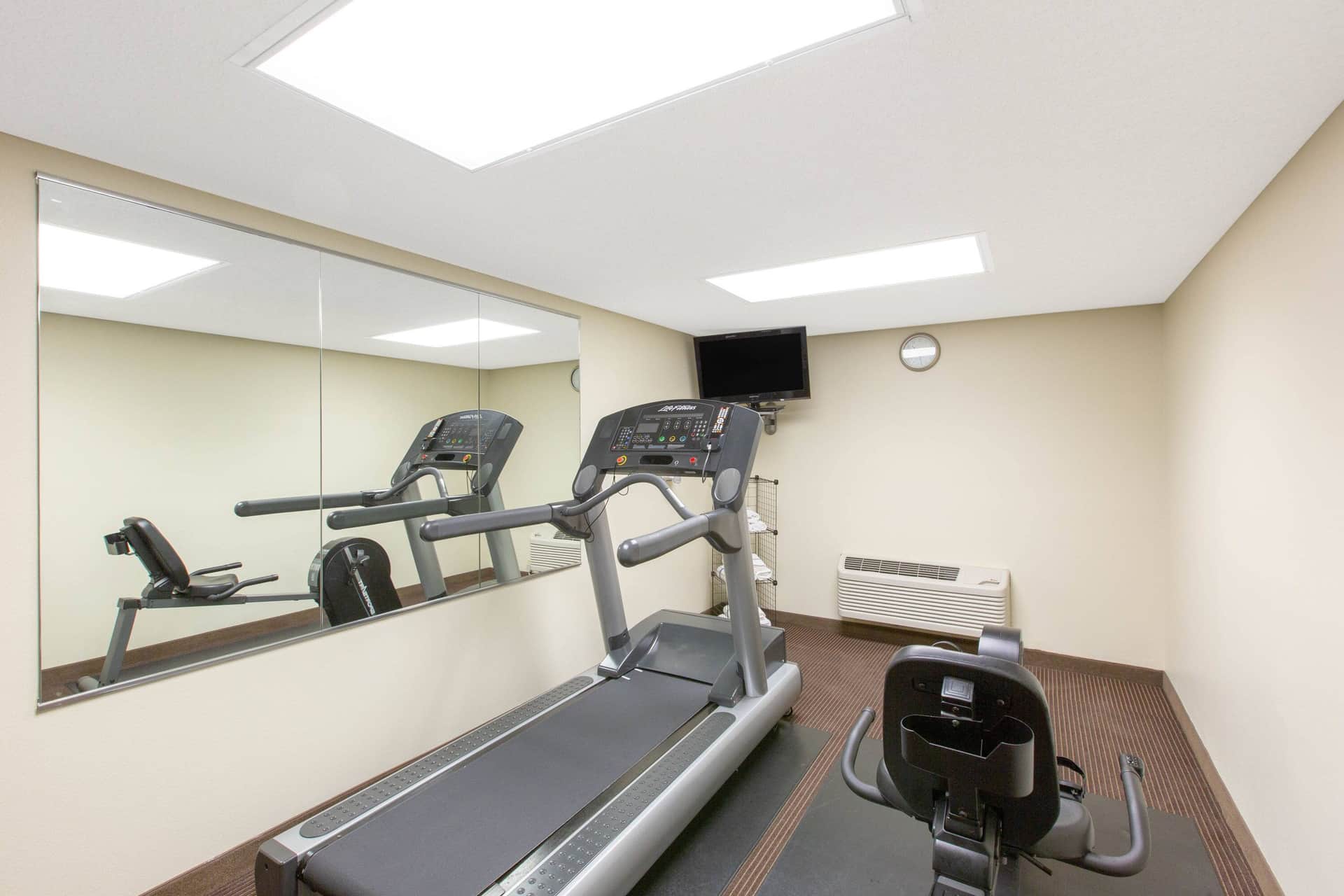 AmericInn by Wyndham Ottumwa