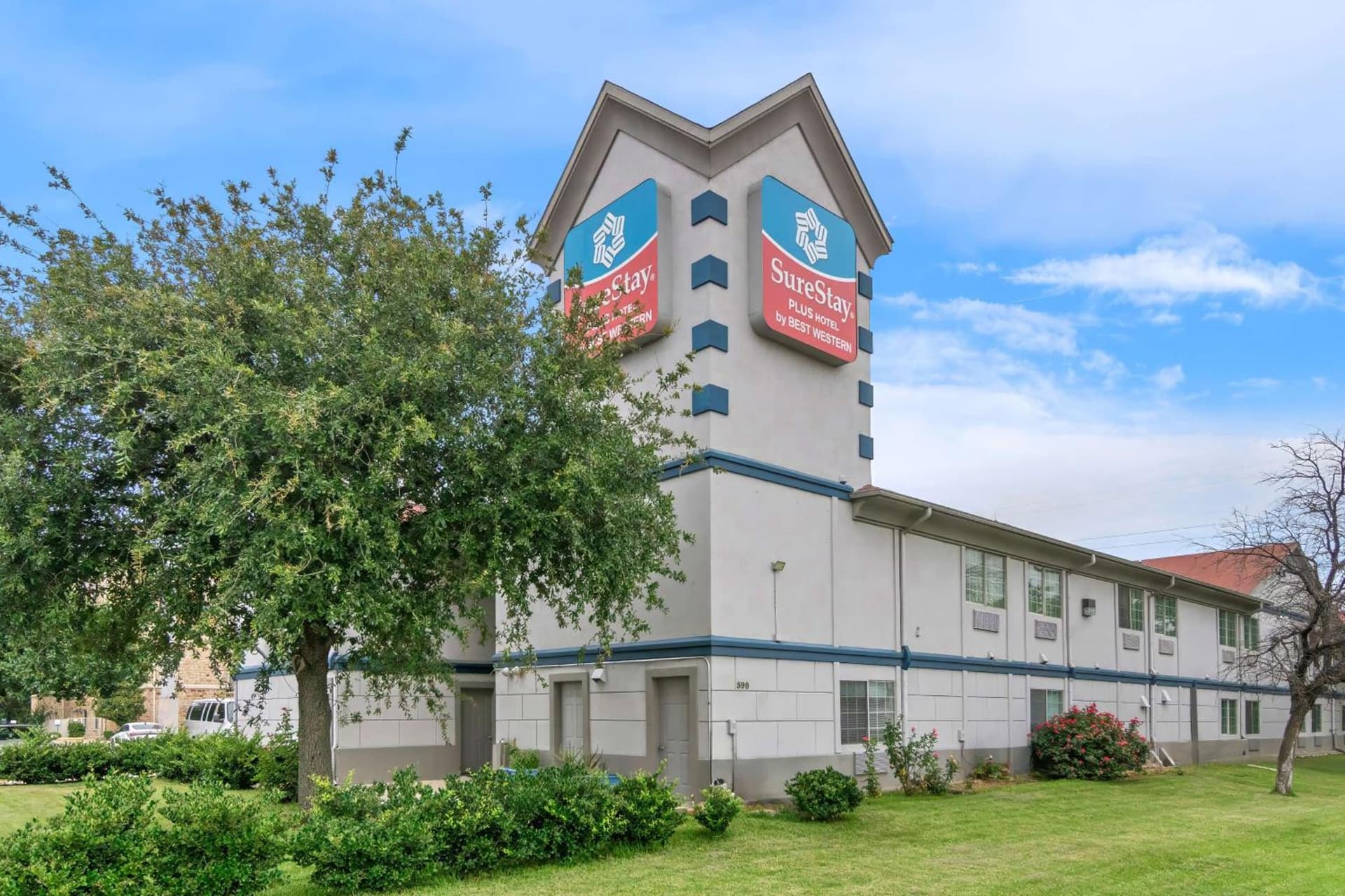 SureStay Plus by Best Western Fort Worth Benbrook