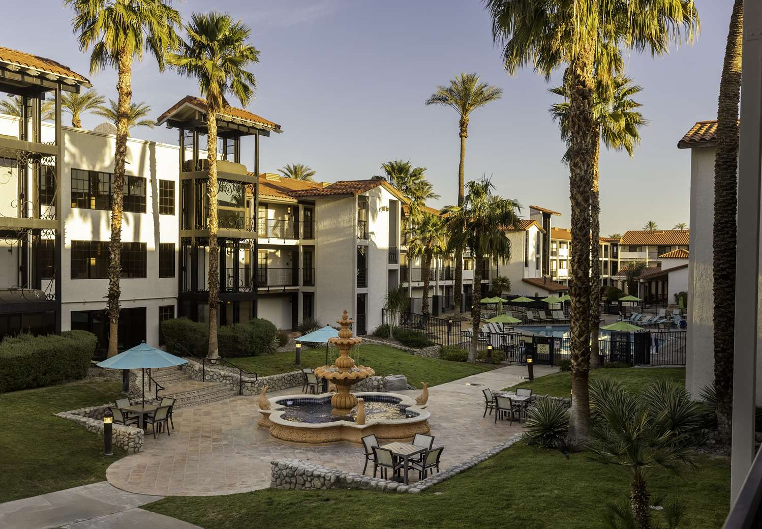 Embassy Suites by Hilton Palm Desert