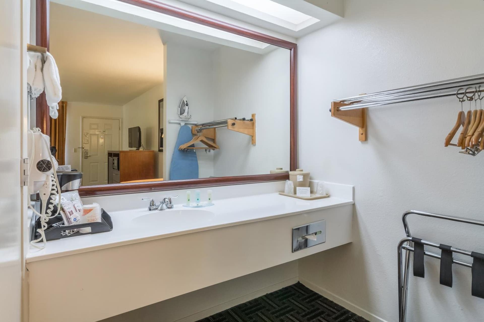 Quality Inn Fresno Near University