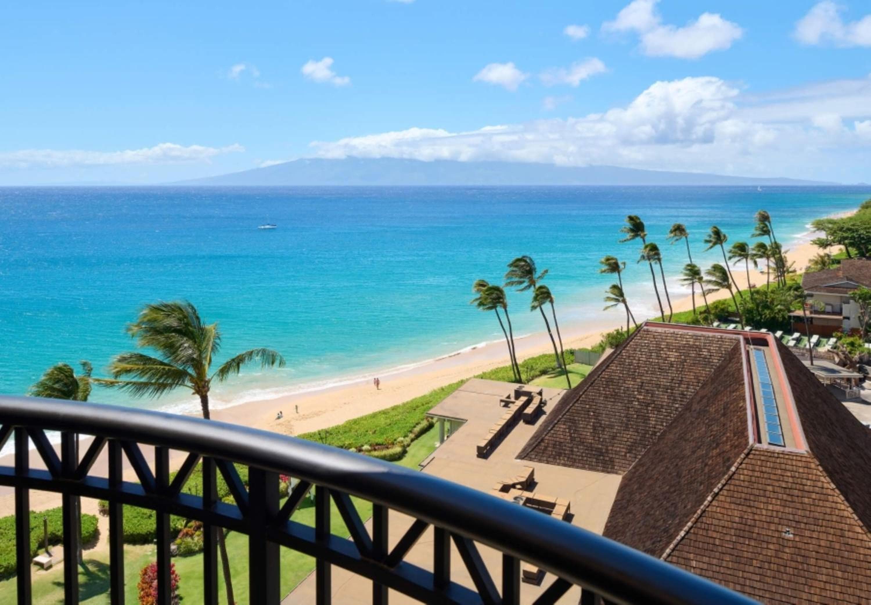 Royal Lahaina Resort & Bungalows