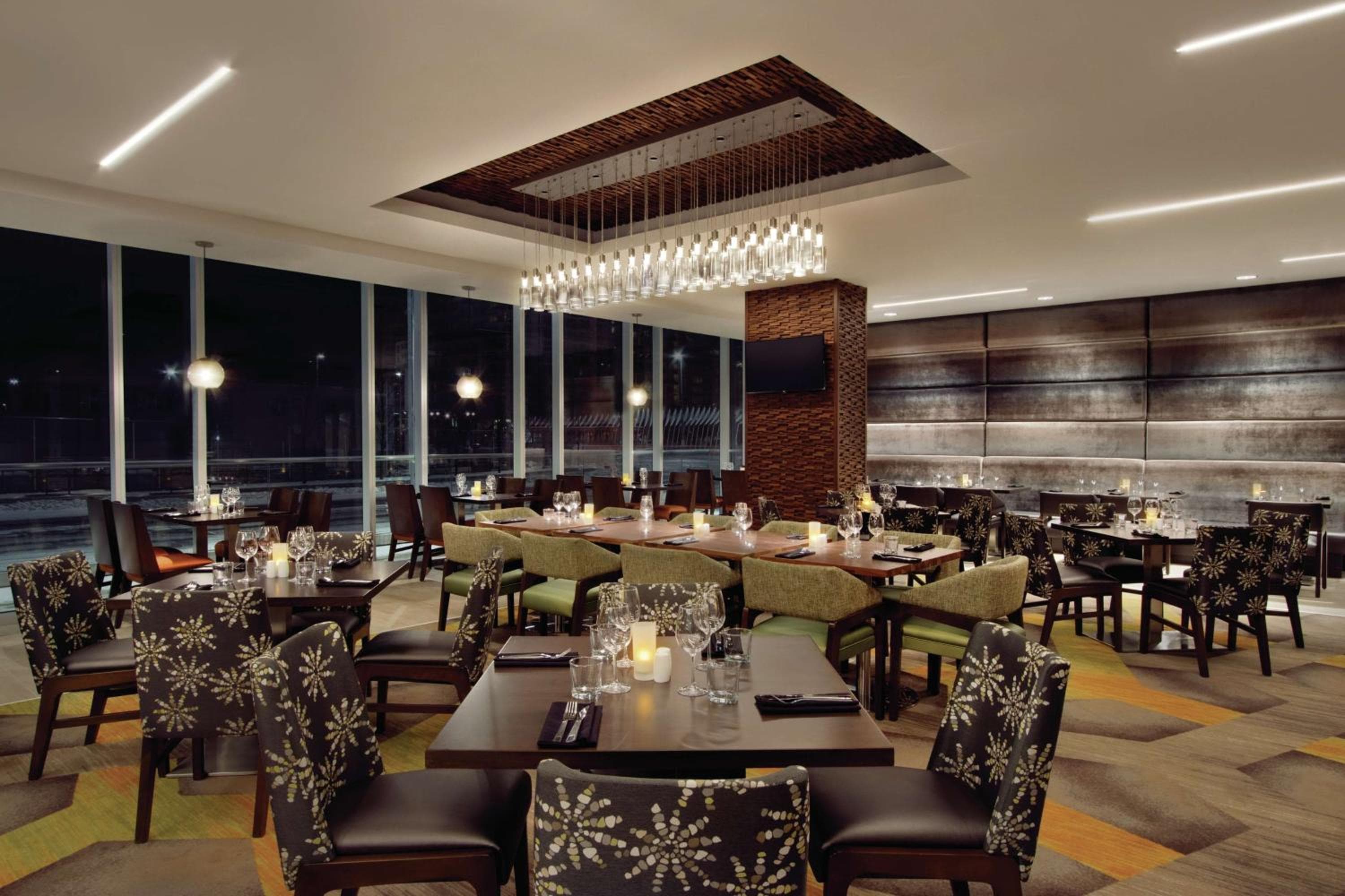 Homewood Suites by Hilton Calgary Downtown