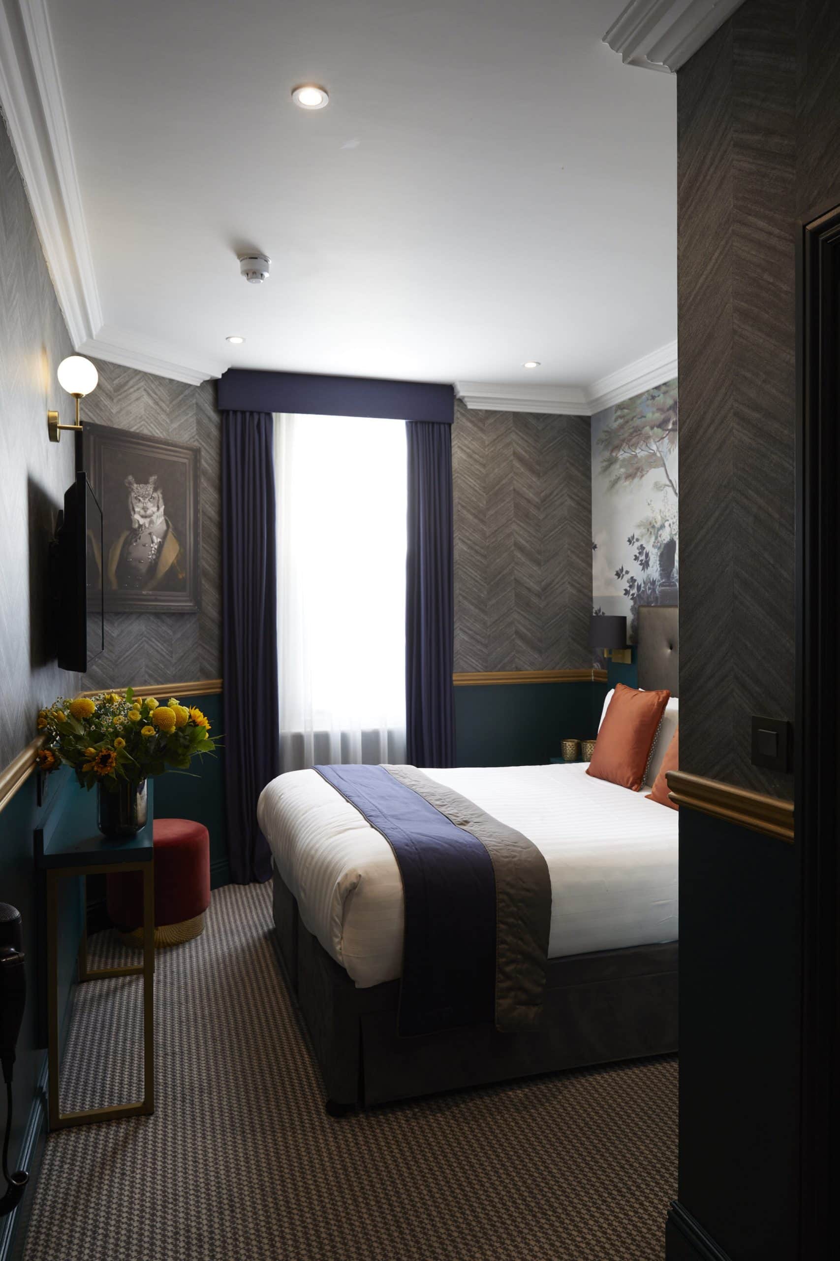 The Portico Hotel