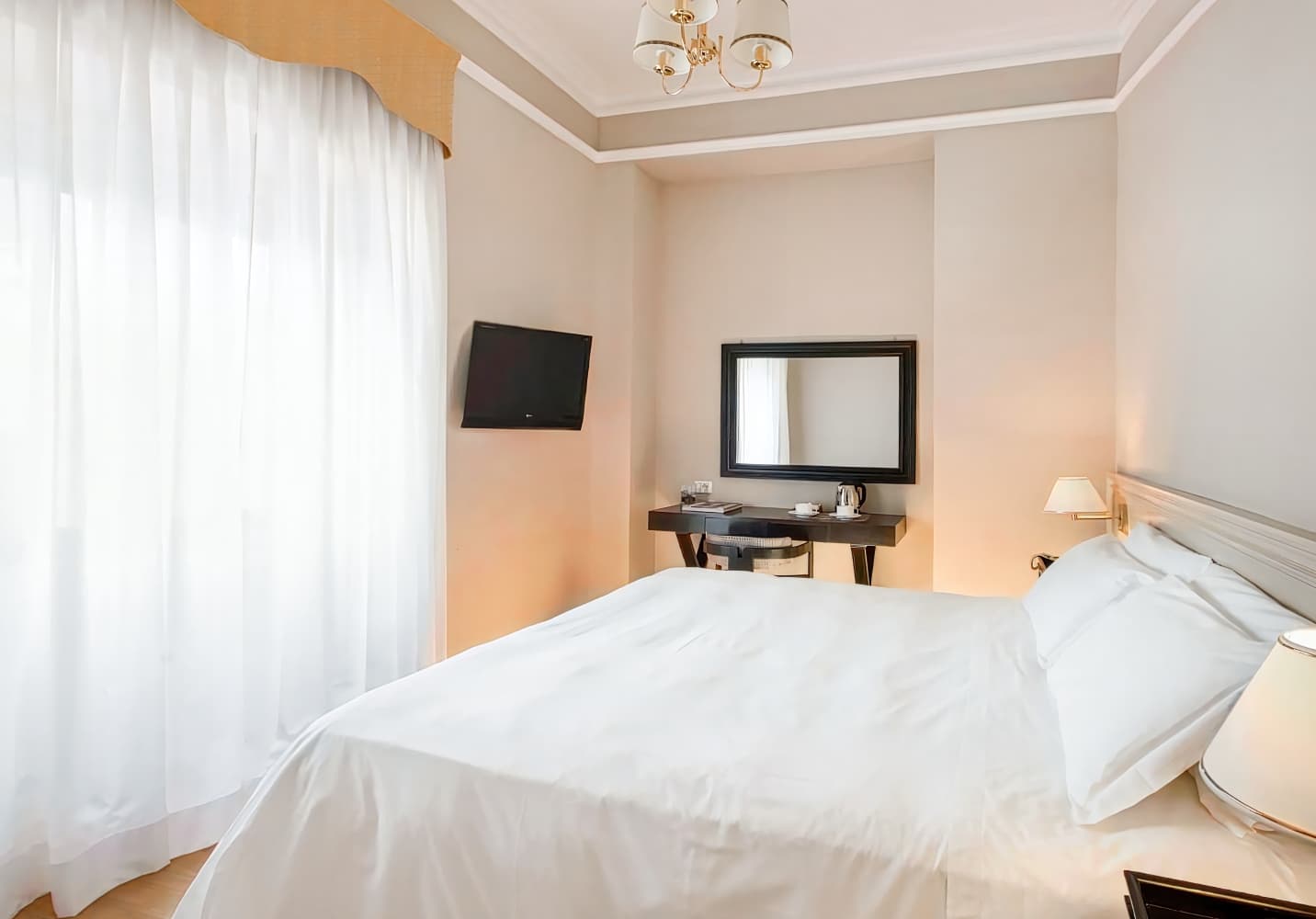 Ambasciatori Place Hotel