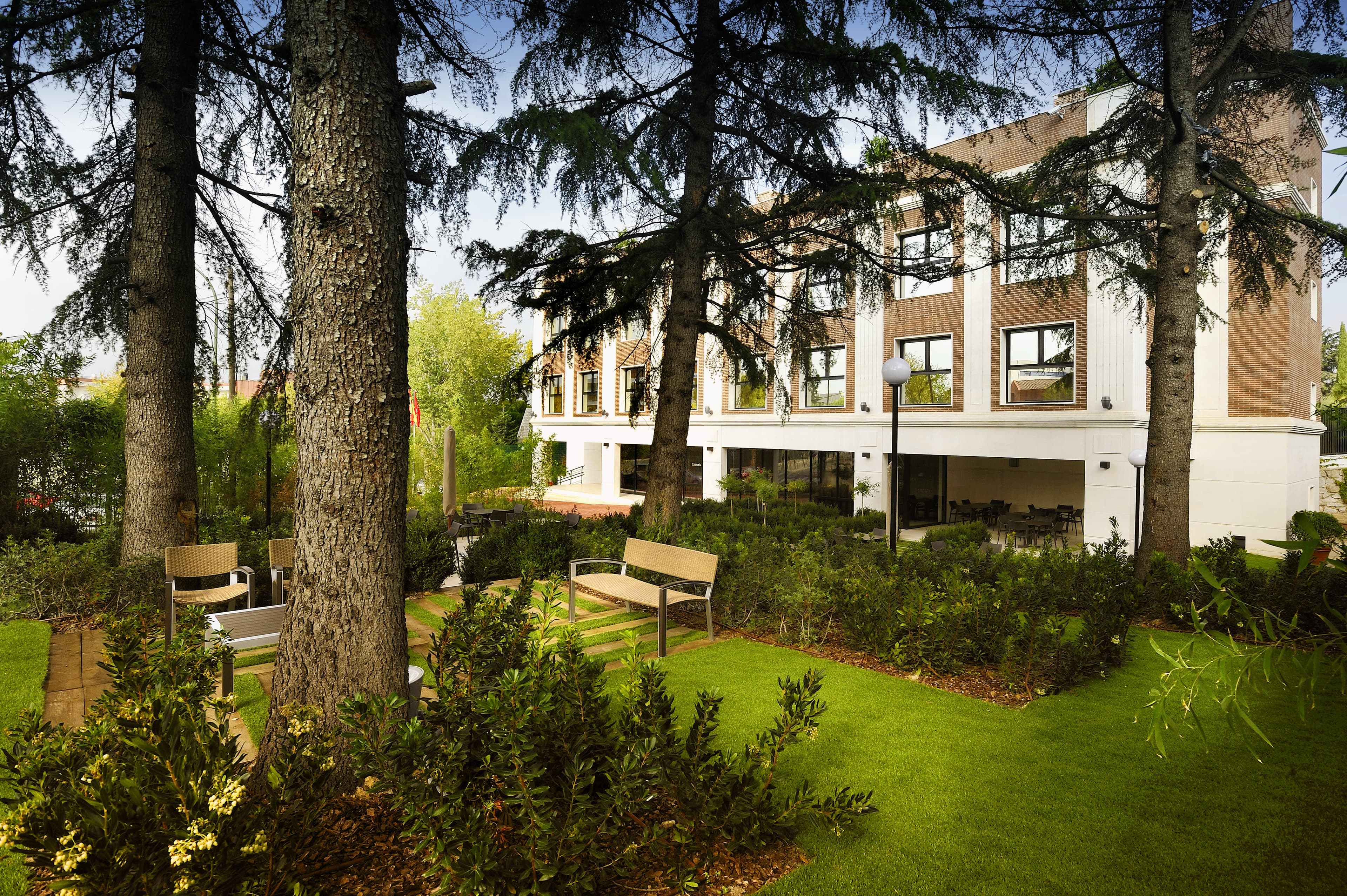 Hotel Jardín Real de Mirasierra