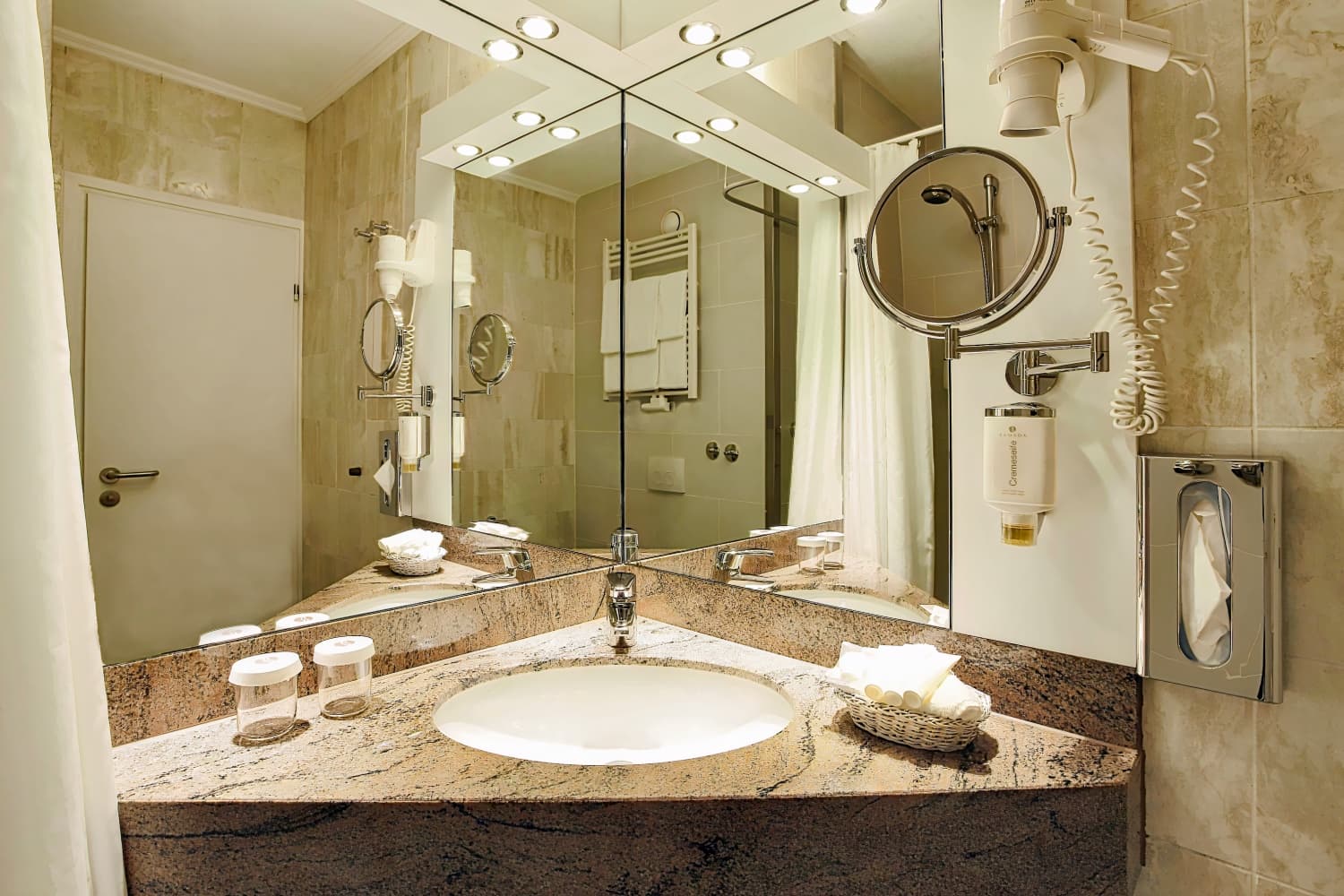 H4 Hotel Frankfurt Messe