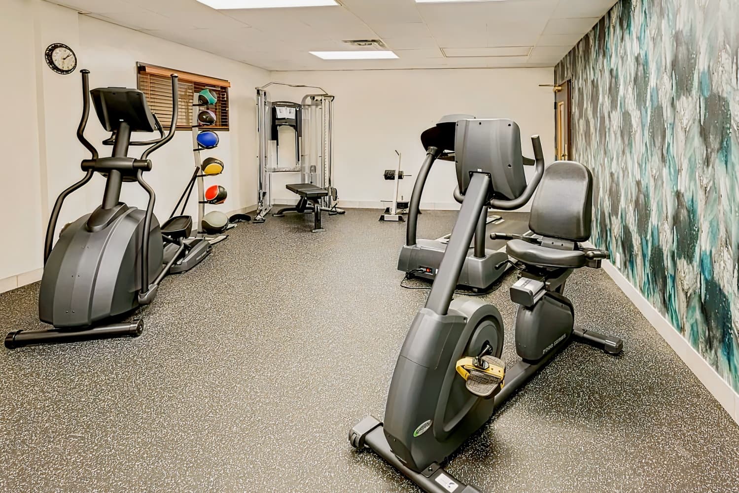 Wingate by Wyndham Arlington Heights