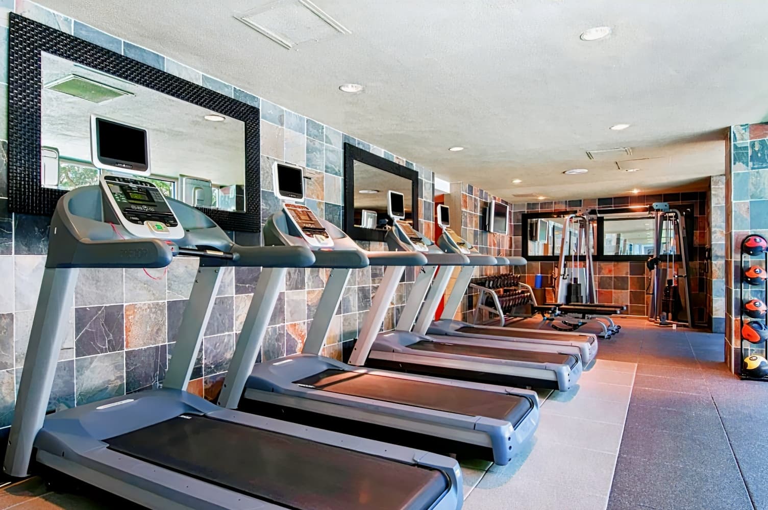 Hilton Dallas Lincoln Centre